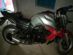 Yamaha FZs